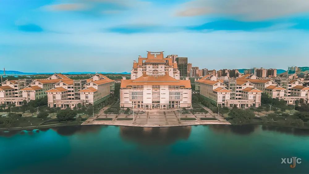 庆祝厦大百年校庆，探访厦门大学漳州校区