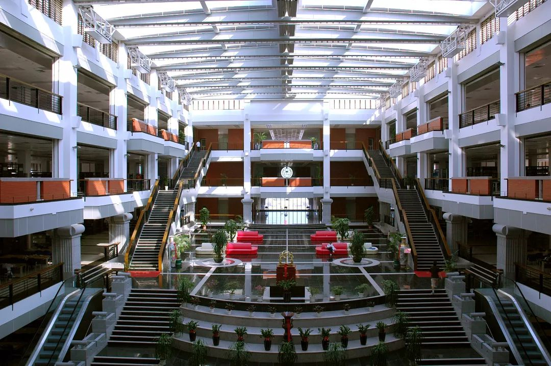 庆祝厦大百年校庆，探访厦门大学漳州校区