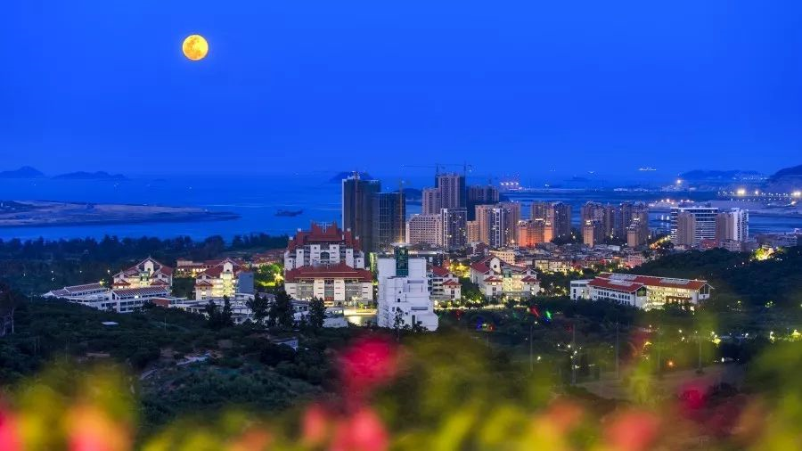 庆祝厦大百年校庆，探访厦门大学漳州校区