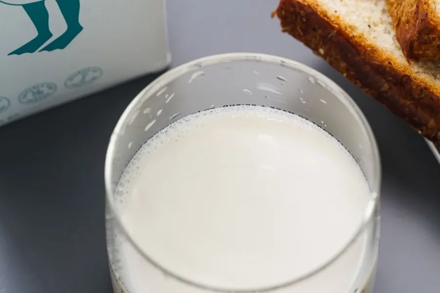 这15种好喝的植物奶，都比OATLY！便宜