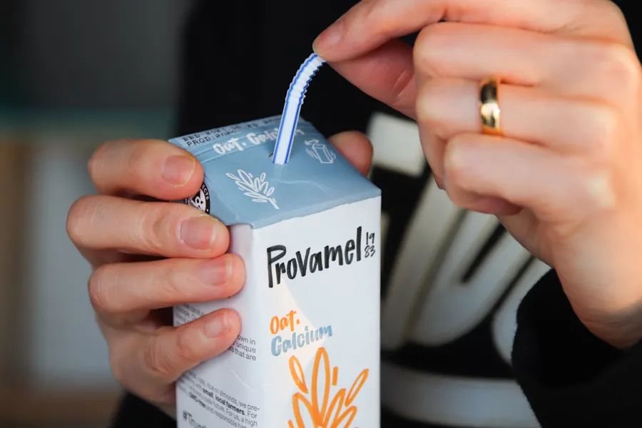 这15种好喝的植物奶，都比OATLY！便宜