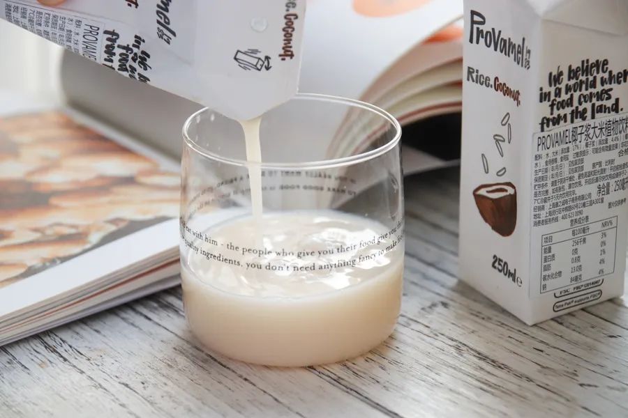 这15种好喝的植物奶，都比OATLY！便宜
