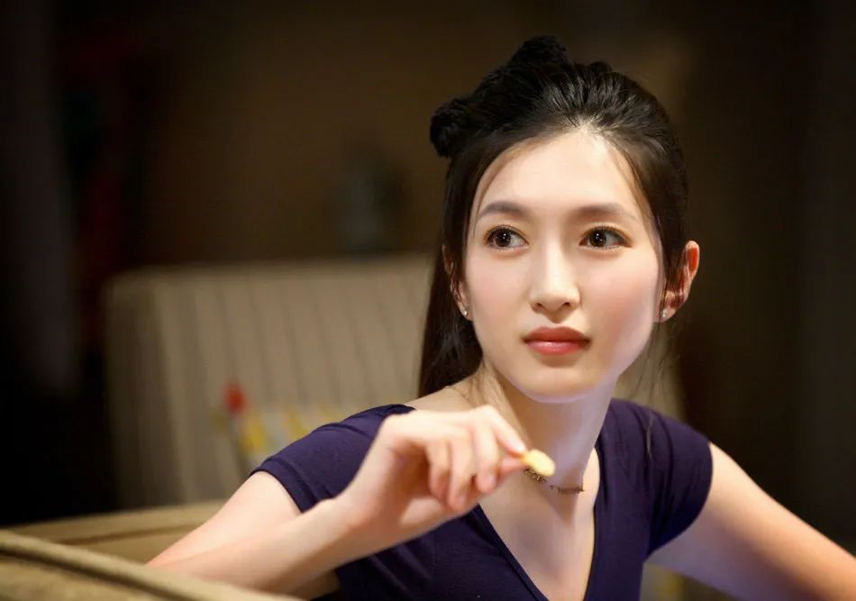 想看江疏影演女律师的举手