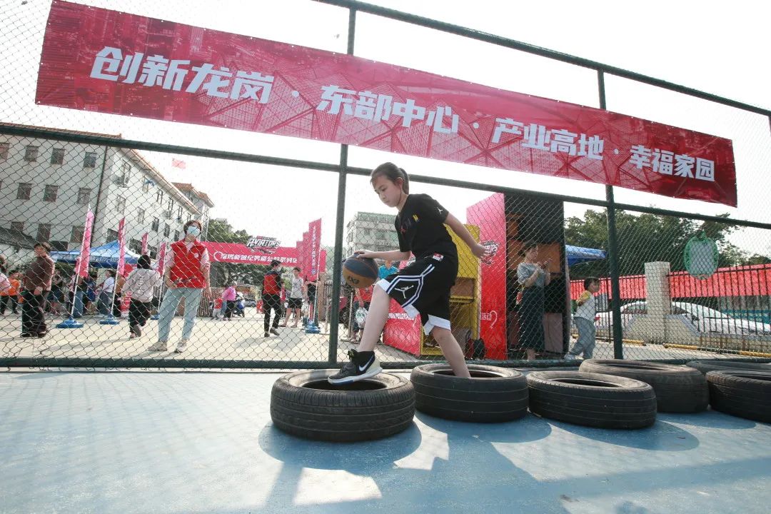 深圳cba篮球场在哪里(深圳新世纪男篮公益系列活动—走进园山街道西坑社区)