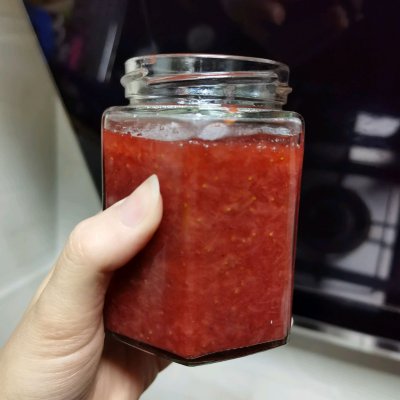 草莓酱的做法步骤（迷倒全家的自制草莓酱教程）