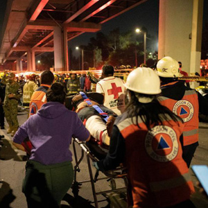 墨西哥一市长率众人庆祝桥落成没几步塌了是怎么回事，关于墨西哥大桥惨案的新消息。