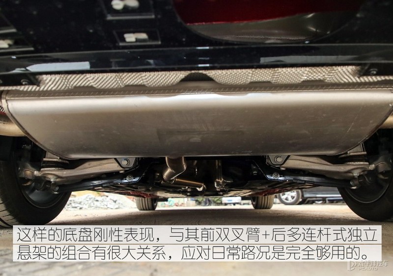 优雅与性能的融合 主编点评全新沃尔沃S60运动版