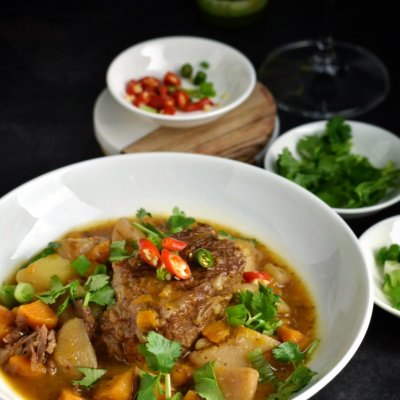 红酒炖牛肉（介绍高压锅怎么炖红酒炖牛肉）