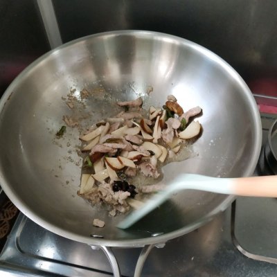 打卤面的家常做法（关于打卤面的家常做法简单快捷又好吃）