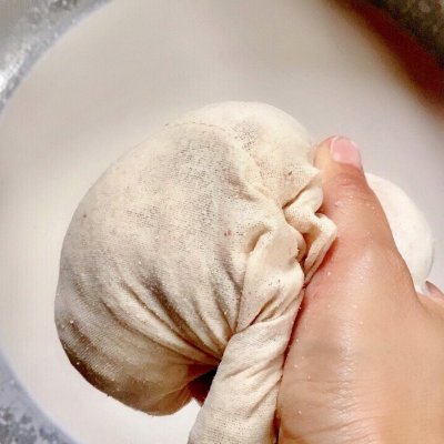 花生豆腐的制作方法（手把手教你自制花生豆腐）