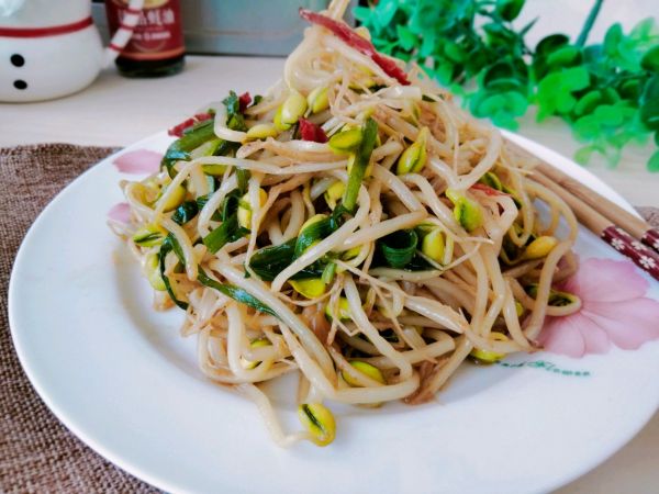 黃豆芽怎么做好吃,黃豆芽怎么做好吃又簡單的家常做法