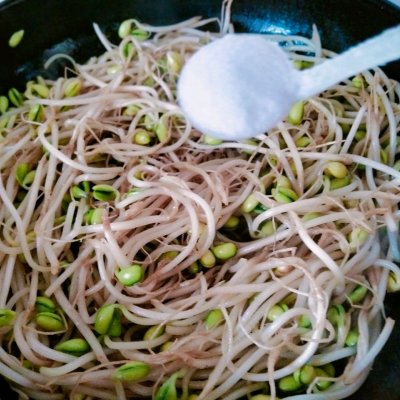 黃豆芽怎么做好吃,黃豆芽怎么做好吃又簡單的家常做法