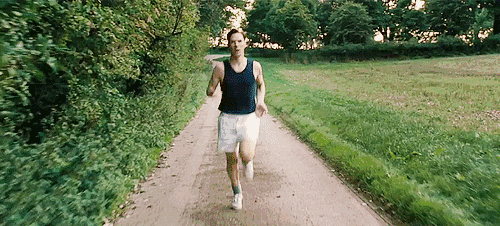 极简梭织跑步裤，让你的选择变简单。摒弃无用装饰，极简舒适才是第一位