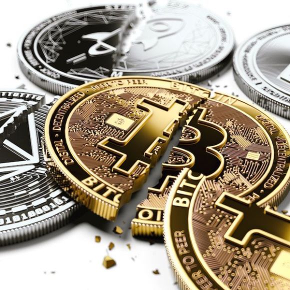 BTC跌破3万美元！灰度7月大规模解锁，我国加密货币监管持续加强