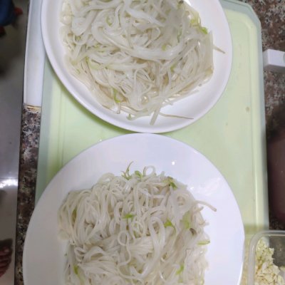涼拌面的做法,涼拌面的做法及調料