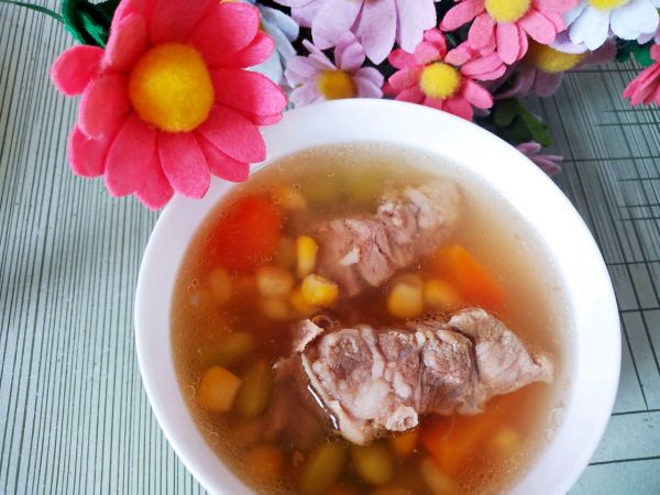 猪骨萝卜煲汤的做法(鲜香滋味，家常猪骨萝卜煲汤全解析)