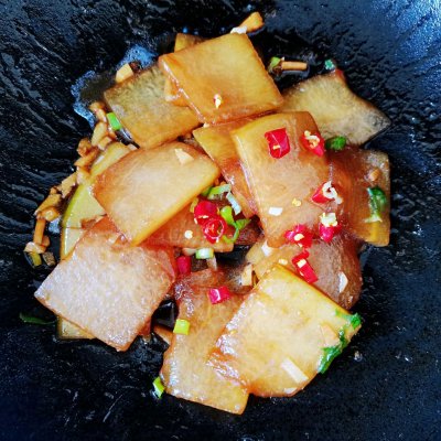 清炒冬瓜的做法（媲美大厨清炒冬瓜的烹饪方法）