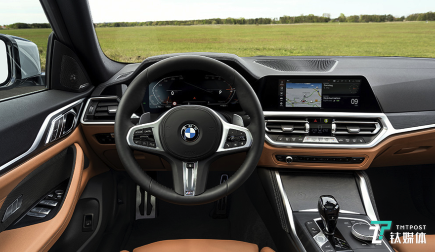 数字化、智能化升级，宝马发布全新BMW 4系四门轿跑车 | 一线车讯