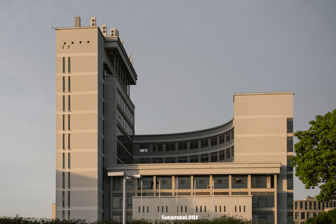 LOOK | 别人家的学校 · 上海大学