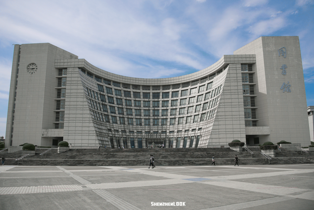 LOOK | 别人家的学校 · 上海大学