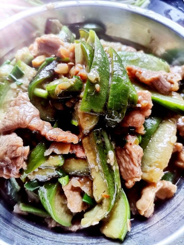 絲瓜炒肉,絲瓜炒肉的做法