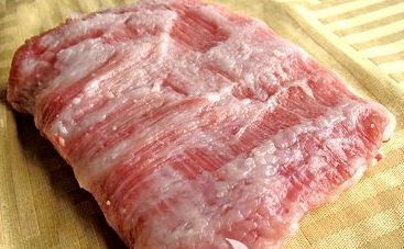 猪肉盖红章和蓝章的区别是？印章能吃吗？这些选猪肉的技巧请收好