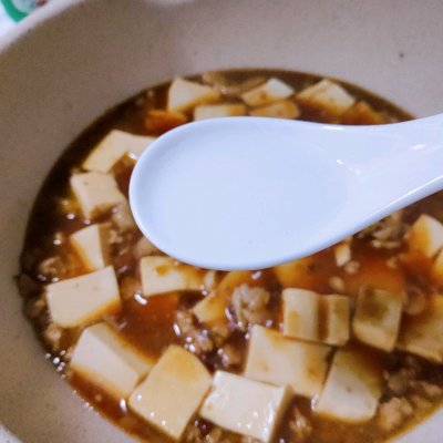 麻婆豆腐，在家做出正宗好味道，麻辣鲜香很下饭