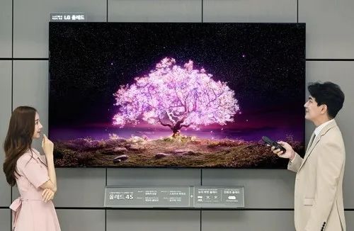 LG将推出83英寸4K OLED电视，助力OLED普及提速