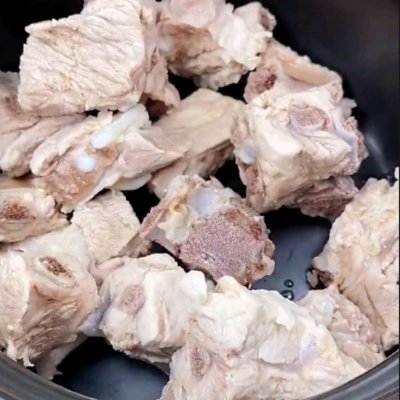 营养排骨汤(教你简单营养又健康的营养排骨汤)