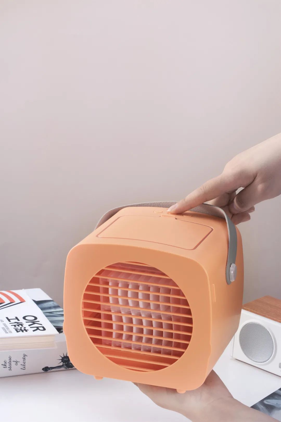 会喷冰雾的电风扇yyds,3秒降温,夏天必备