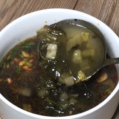 酸辣粉絲湯的做法,酸辣粉絲湯的做法家庭步驟