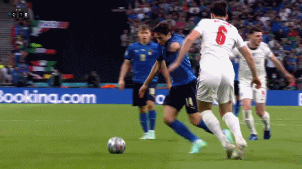 世界杯比利时对英格兰比分(90分钟战报-卢克肖闪击博努奇救主 英格兰1-1意大利进加时)