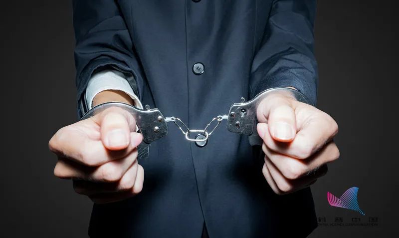 住酒店时，如何判断房间里有没有针孔摄像头？方法来了