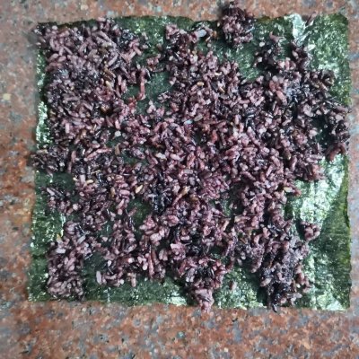 紫菜包飯的做法,紫菜包飯的做法和材料視頻教程