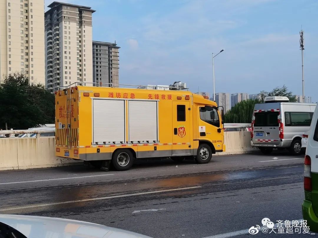 鲁A、鲁M、鲁K 新乡整条街都是山东救援队!网友:可以永远相信山东