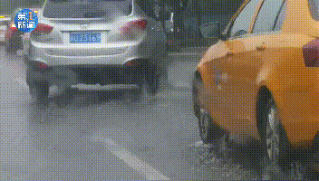 此刻，西安雨大到模糊！红色区域的市民请避雨！还有，这些区域将停电