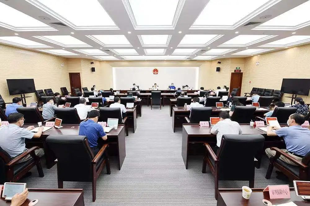 山东高院召开党组理论学习中心组专题学习研讨会暨党组扩大会