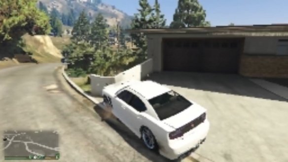 行走的马赛克！用72P分辨率玩《GTA5》：帧数尚佳