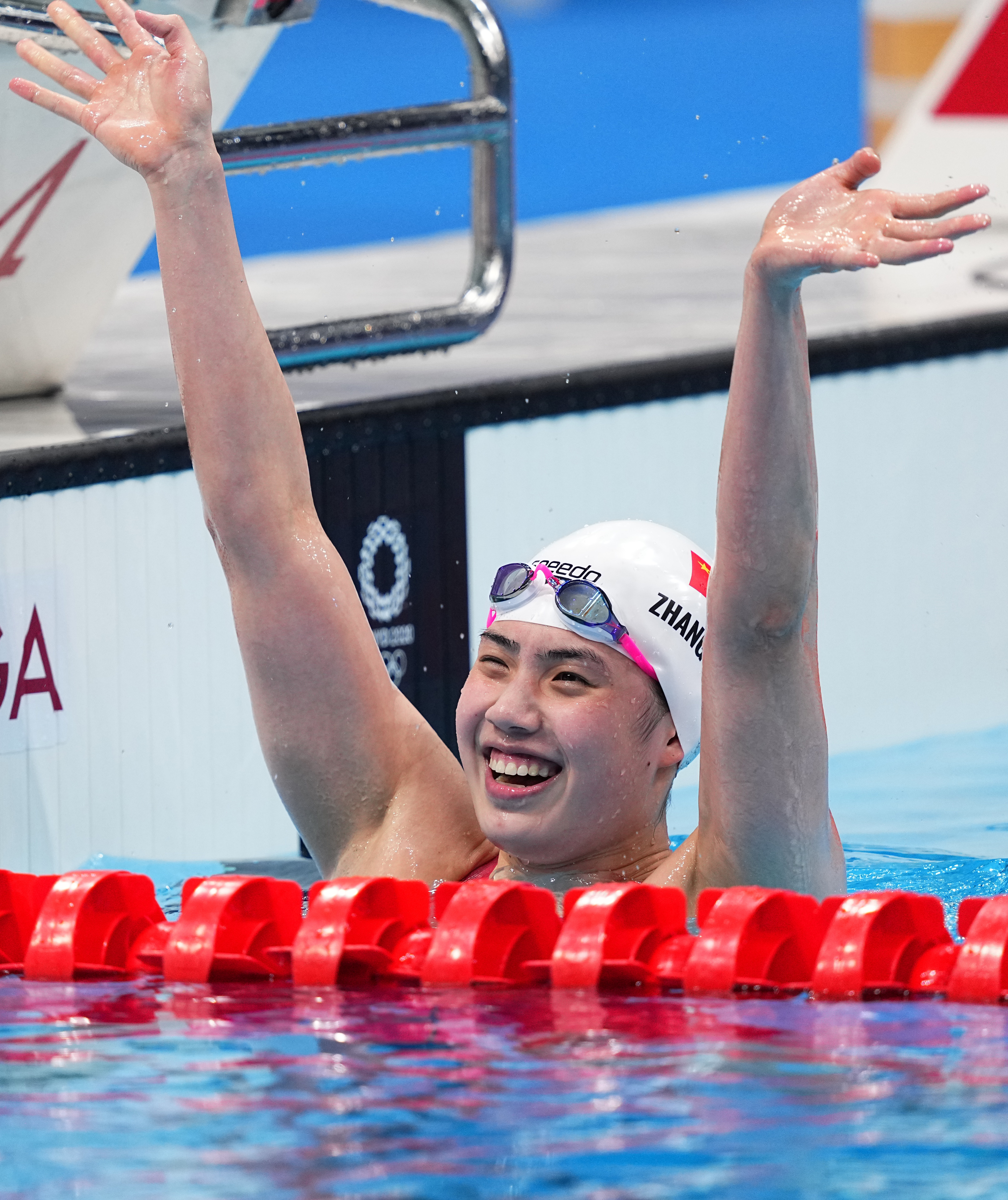 游泳——张雨霏女子200米蝶泳夺冠