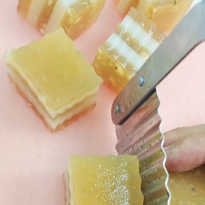 馬蹄糕的做法,馬蹄糕的做法視頻簡單