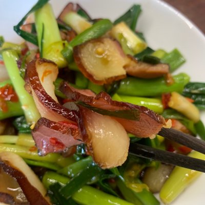 蒜苗炒臘肉,蒜苗炒臘肉的做法