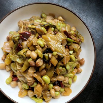 巨下饭的家常菜#超下饭的酸菜炒毛豆