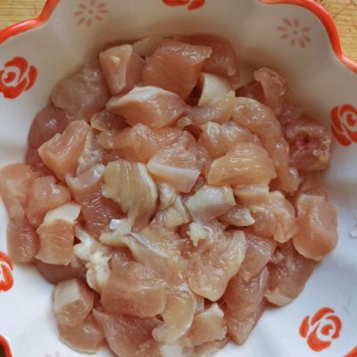 宮保雞丁做法,宮保雞丁做法視頻教程