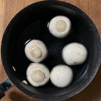 口蘑怎么做好吃（教你做简单易做香煎口蘑）