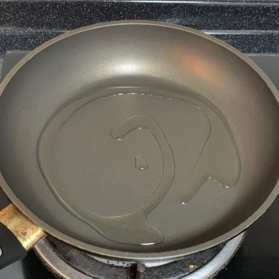 口蘑怎么做好吃（教你做简单易做香煎口蘑）