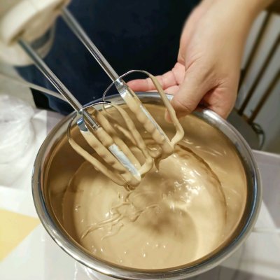 超简单的自制巧克力冰淇淋