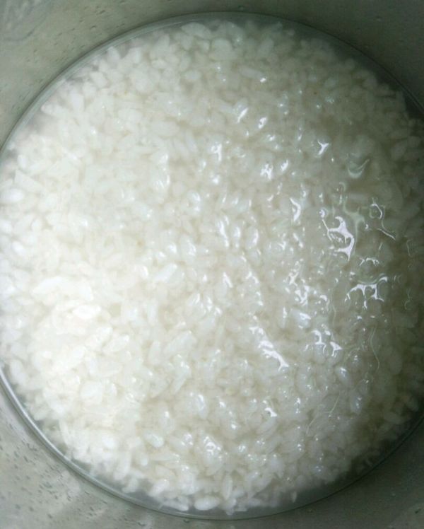 蒸醪糟的米需要蒸多少时间(细腻口感，蒸醪糟米的最佳时长)
