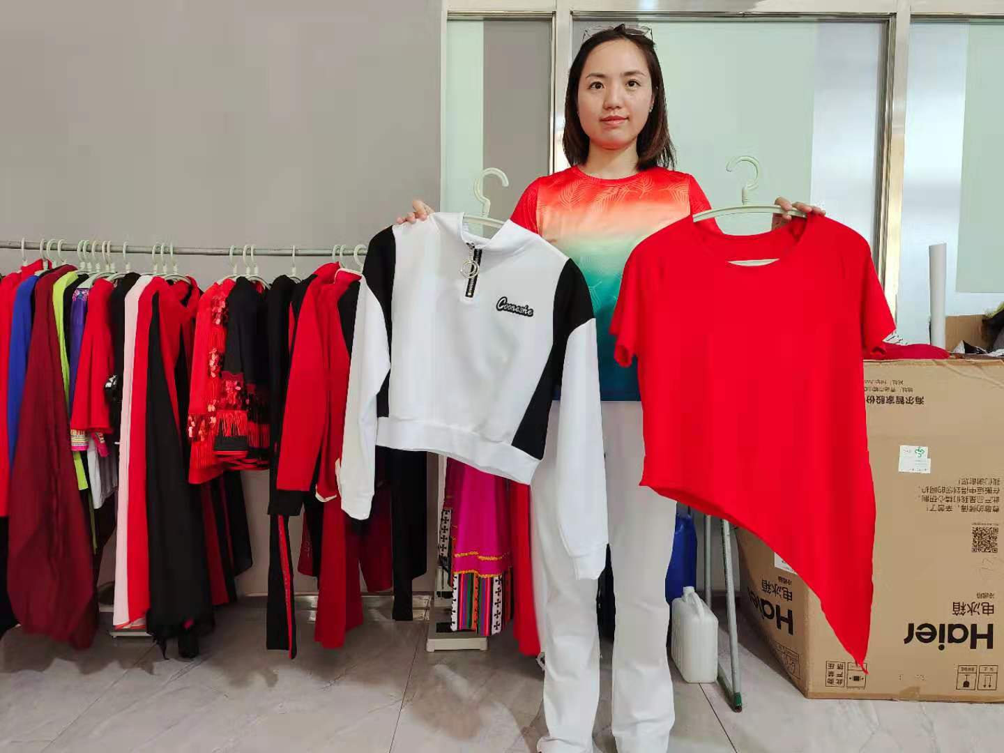 跳广场舞要几套衣服？——来自“广场舞服之乡”的答案