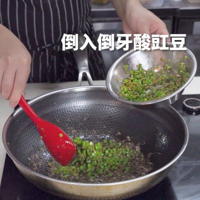 爛肉豇豆的做法,爛肉豇豆的做法家常