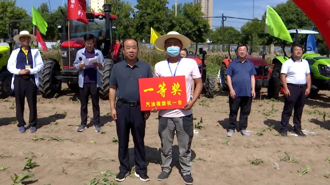 高手過招實(shí)力對(duì)決！直擊臨洮縣“洮河杯”農(nóng)機(jī)操作技能大賽
